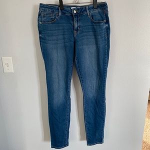 Old Navy Rockstar Super Skinny Low Rise Jeans
